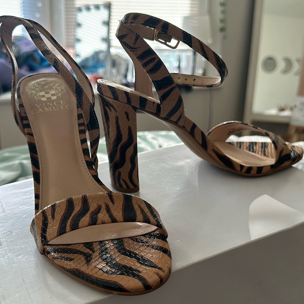 Vince Camuto straps heels size 7.5